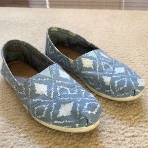 Toms Alpargata blue denim diamond slip ons.